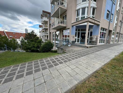 Laden zur Miete 649 € 7 Zimmer 300 m² Verkaufsfläche teilbar von 14 m² bis 40 m² Äußere Sulzbacher Straße 82 Gärten b Wöhrd Östliche Außenstadt 90491