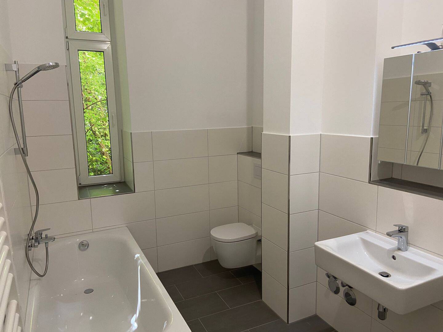 Property thumbnail 6