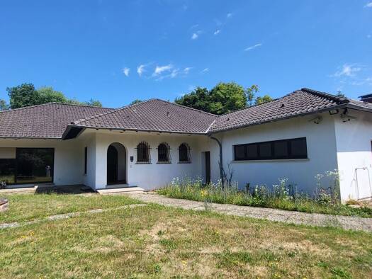 Bungalow zum Kauf 5 Zimmer 160 m² 1.000 m² Grundstück frei ab sofort Hilbringen Merzig 66663