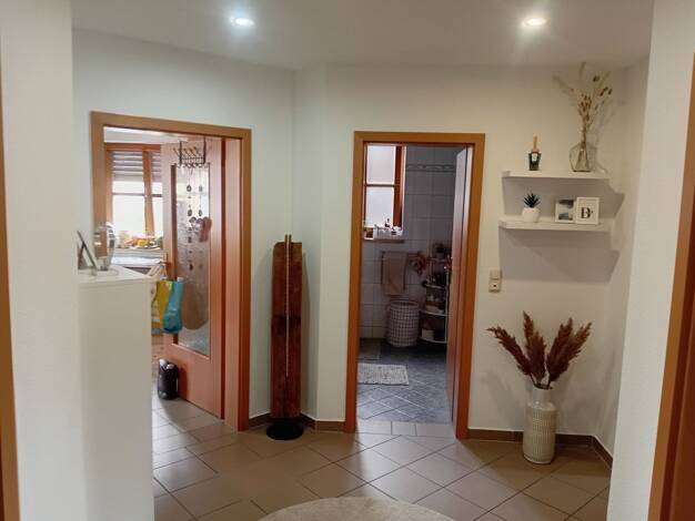 Wohnung zur Miete 850 € 3,5 Zimmer 80 m² Geschoss 1/1 frei ab 01.10.2025 Pfarrer-Fußeder-Straße 5 Hetzles Hetzles 91077