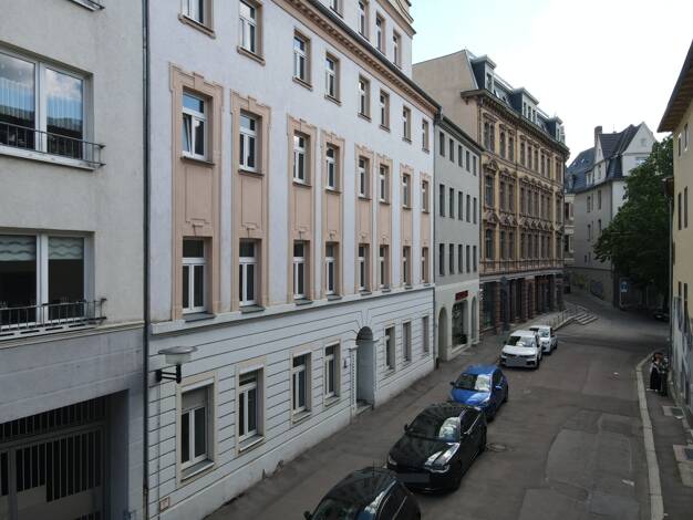 Wohnung zum Kauf 129.000 € 2 Zimmer 59 m² EG Martinstr. 9 Innenstadt Halle / Mitte 06108