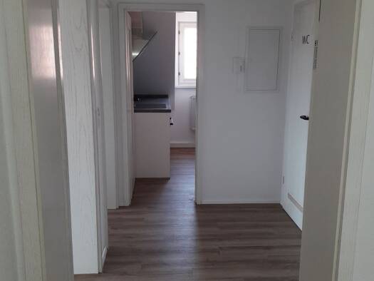 Wohnung zur Miete 375 € 2 Zimmer 47 m² Geschoss 2/3 frei ab sofort Marktbergel 91613