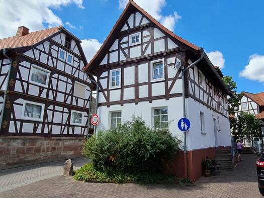 Einfamilienhaus zum Kauf provisionsfrei 350.000 € 8 Zimmer 306 m² 450 m² Grundstück Felsenstr. 22a+b Widdershausen Heringen 36266