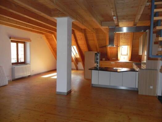 Penthouse zur Miete 1.020 € 2,5 Zimmer 120 m² 4. Geschoss frei ab sofort Hornstraße Weisweil Klettgau 79771