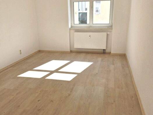 Wohnung zur Miete 305 € 2 Zimmer 63,7 m² EG frei ab sofort Fröbelstraße 6a Gablenz Chemnitz 09126