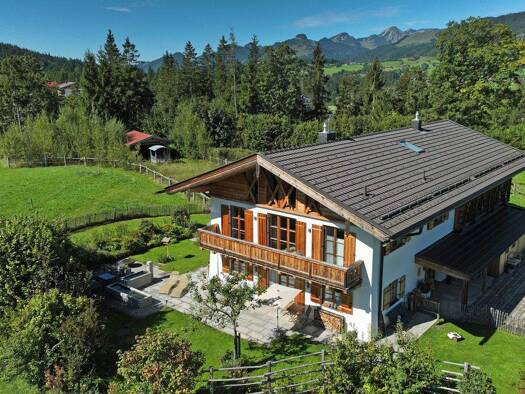 Einfamilienhaus zum Kauf 8 Zimmer 350 m² 1.723 m² Grundstück Blindau Reit im Winkl 83242