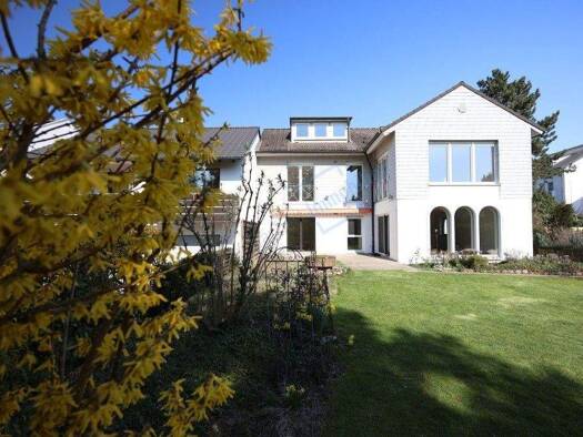 Haus zum Kauf 1.200.000 € 7 Zimmer 237,9 m² 704 m² Grundstück frei ab sofort Eberstadt Darmstadt 64297