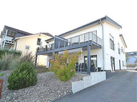 Wohnung zur Miete 940 € 3 Zimmer 84 m² 1. Geschoss In der Acht 1 Tawern 54456