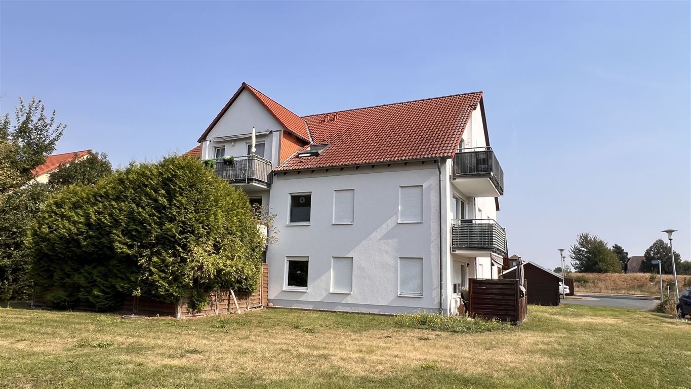 Mehrfamilienhaus zum Kauf als Kapitalanlage geeignet 450.000 € 18 Zimmer 430 m²<br/>Wohnfläche 1.111 m²<br/>Grundstück Gommern Gommern 39245