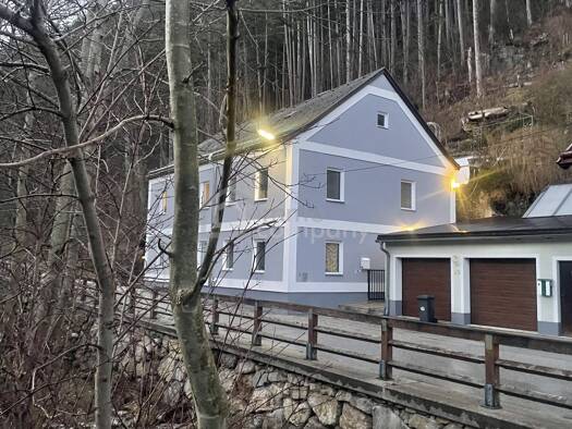 Mehrfamilienhaus zum Kauf 270.000 € 8,5 Zimmer 220 m² 398 m² Grundstück Furth an der Triesting 2564