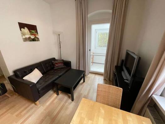 Wohnung zur Miete 320 € 1,5 Zimmer 37 m² 1. Geschoss frei ab sofort Königsbrücker Landstraße 5 c Klotzsche Ortsamtsbereich Klotzsche 01109