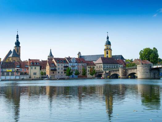 Bungalow zum Kauf - Erstbezug provisionsfrei 569.000 € 3 Zimmer 106 m² 429 m² Grundstück frei ab 01.07.2027 Kitzingen 97318