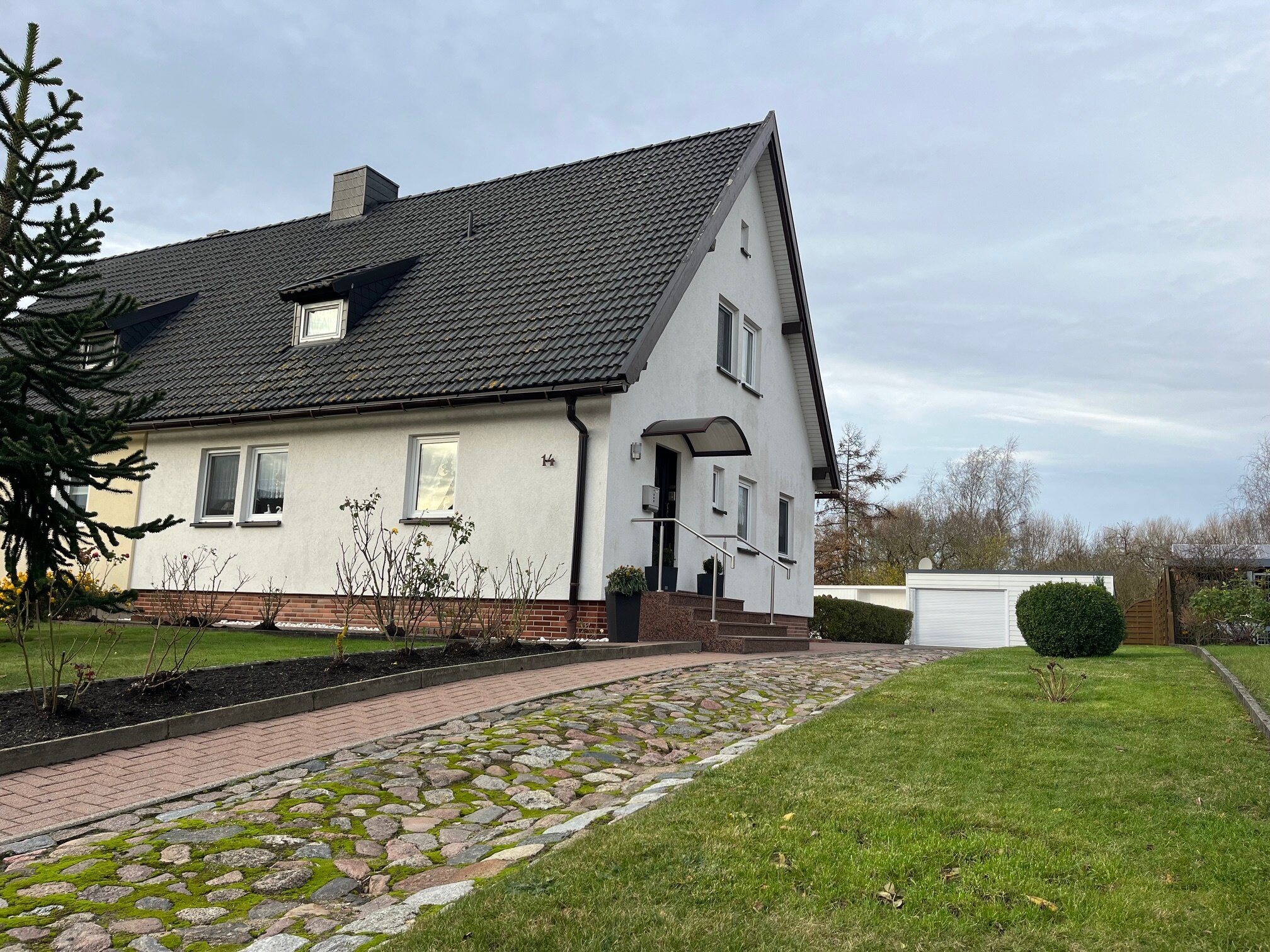 Haus zum Kauf 269.000 € 4 Zimmer 93 m²<br/>Wohnfläche 625 m²<br/>Grundstück Randgebiet Barth 18356