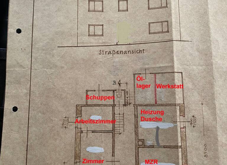 Einfamilienhaus zum Kauf 145.000 € 9 Zimmer 131 m² 737 m² Grundstück frei ab 01.10.2026 Dorfstraße 87 Waldkirchen Grünhainichen 09579