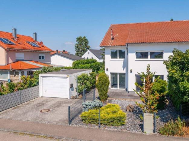 Doppelhaushälfte zum Kauf provisionsfrei 535.000 € 5 Zimmer 141,6 m² 412 m² Grundstück frei ab sofort Am Heilinggarten 13 Rockolding Vohburg an der Donau 85088
