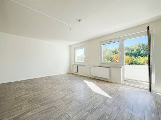 Wohnung zur Miete 350 € 3 Zimmer 68,9 m² 4. Geschoss Dr.-Salvador-Allende-Straße 248 Kappel Chemnitz 09119