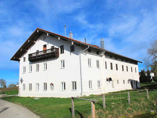 Land-/Forstwirtschaft zum Kauf 1.090.000 € 2.135 m² Grundstück Hebertsham Eiselfing 83549