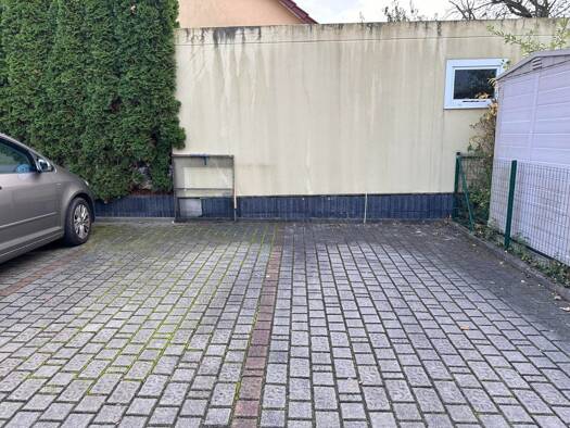 Garage/Stellplatz zur Miete provisionsfrei 50 € Feldschlösschen 8 Heide Süd Halle 06120