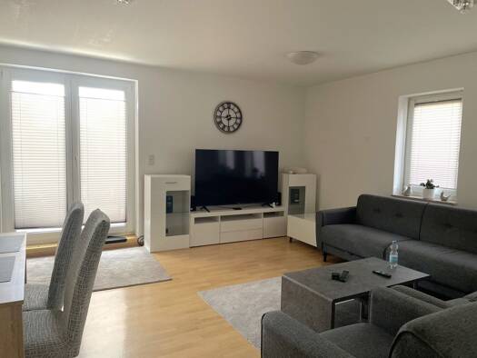Wohnung zur Miete 560 € 2 Zimmer 71 m² Edewecht Edewecht 26188