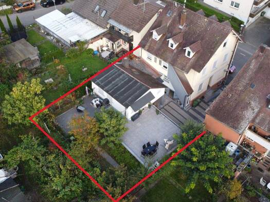 Mehrfamilienhaus zum Kauf als Kapitalanlage geeignet 629.000 € 10 Zimmer 220 m² 395 m² Grundstück Lahr Lahr/Schwarzwald 77933
