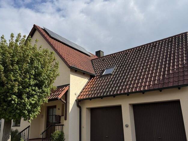Einfamilienhaus zum Kauf provisionsfrei 740.000 € 6 Zimmer 150 m² 569 m² Grundstück Banater Straße 46 Neutraubling 93073
