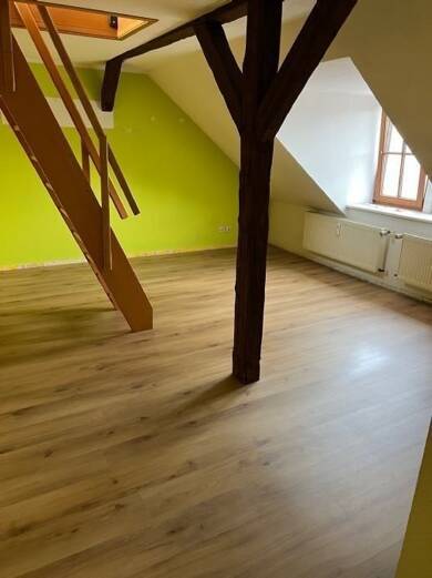 Maisonette zur Miete 380 € 3 Zimmer 64,6 m² Dachgeschoss, 3. Geschoss frei ab sofort Rosengarten 8-9 Naumburg Naumburg (Saale) 06618