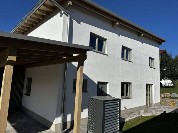 Doppelhaushälfte zur Miete 1.200 € 4 Zimmer 130 m² 337 m² Grundstück Neßlbach Winzer 94577