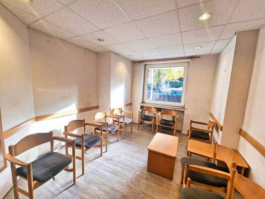 Praxis zum Kauf 139.000 € 7 Zimmer 114 m² Bürofläche Röhlinghausen Herne 44651