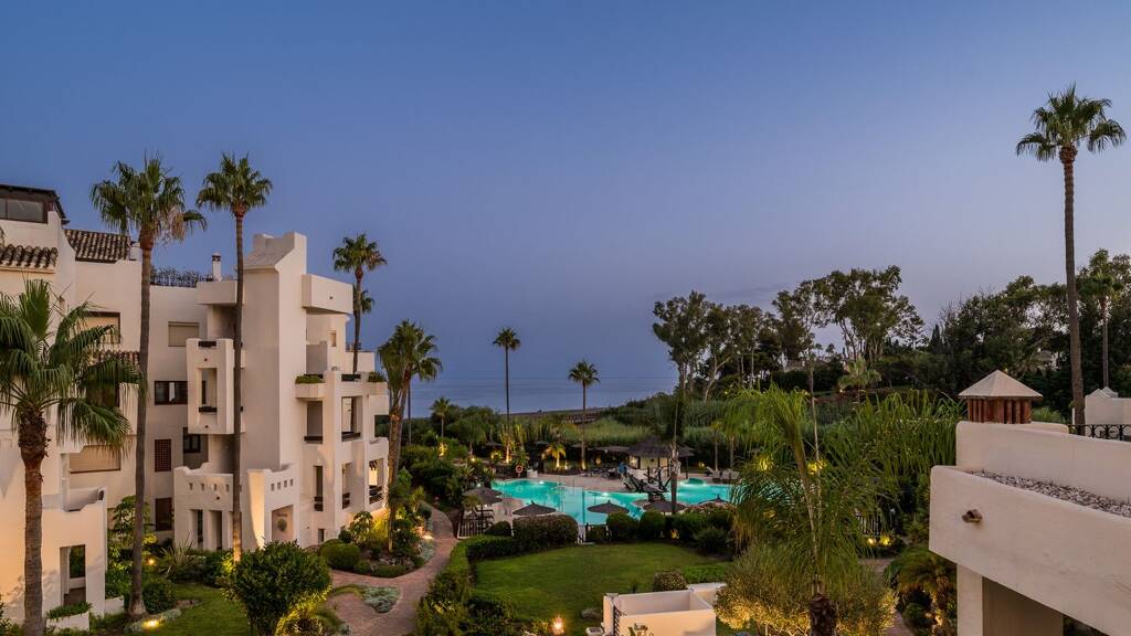 Studio zum Kauf 1.995.000 € 4 Zimmer 158 m² Estepona 29680