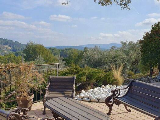 Einfamilienhaus zum Kauf 950.000 € 8 Zimmer 5.000 m² Grundstück CALLAS 83830