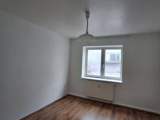 Studio zur Miete 320 € 1 Zimmer 34 m² 1. Geschoss frei ab sofort Neviandstr. 42 Elberfeld Wuppertal 42117