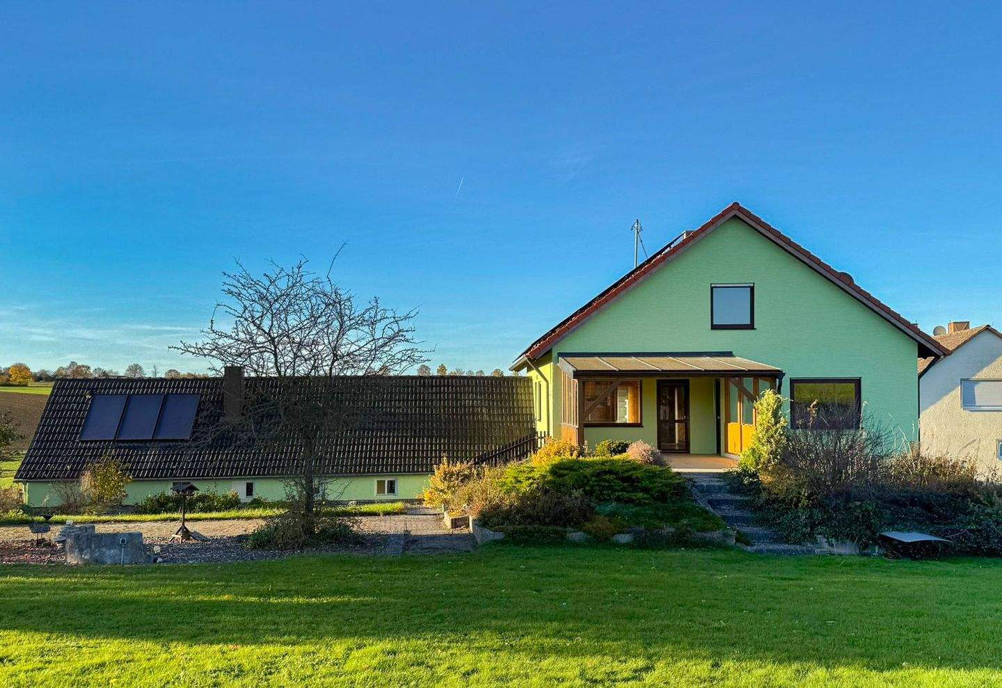 Haus zum Kauf - Ansicht 2