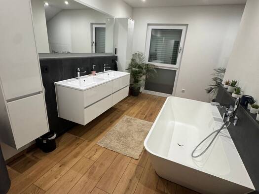 Einfamilienhaus zur Miete 1.995 € 5 Zimmer 156 m² 636 m² Grundstück frei ab 01.01.2027 Kapellenweg 2 Gallmannsweil Mühlingen 78357