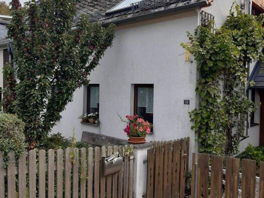 Einfamilienhaus zum Kauf 199.000 € 6 Zimmer 190 m² 284 m² Grundstück Oberlosa Plauen 08527