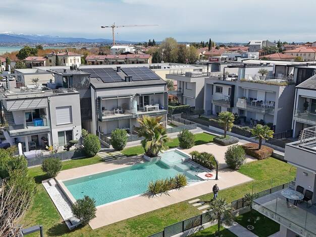 Terrassenwohnung zum Kauf 510.000 € 2 Zimmer 100 m² 2 Geschosse frei ab sofort Peschiera del Garda 37019