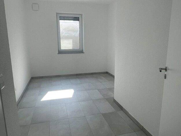 Terrassenwohnung zur Miete - Erstbezug 1.000 € 3 Zimmer 72 m² 1. Geschoss frei ab 15.05.2026 Erbstetten Burgstetten 71576