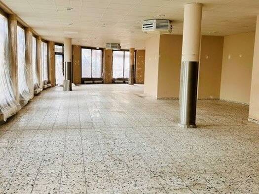 Verkaufsfläche zur Miete provisionsfrei 2.300 € 2 Zimmer 200 m² Verkaufsfläche Biedermannstraße 66 Connewitz Süd 04277