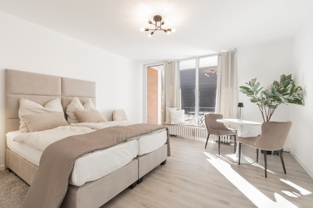 Wohnung zur Miete Wohnen auf Zeit 1.300 € 1 Zimmer 35 m²<br/>Wohnfläche ab sofort<br/>Verfügbarkeit Kartäuserstraße Unterrath Düsseldorf 40468