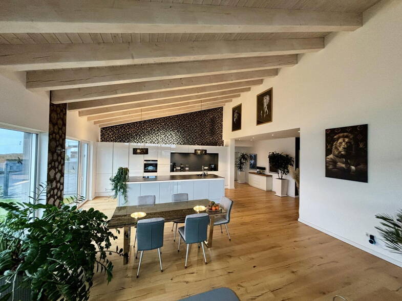 Villa zum Kauf provisionsfrei 1.049.000 € 8 Zimmer 298 m² 895 m² Grundstück frei ab 01.11.2025 Carl-Fraas-Straße, 5 Rattelsdorf Rattelsdorf, Oberfranken 96179