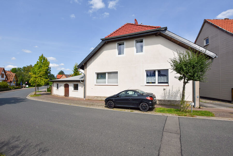 Mehrfamilienhaus zum Kauf als Kapitalanlage geeignet 420.000 € 475 m²<br/>Wohnfläche 1.789 m²<br/>Grundstück Burgdorf Burgdorf 38272