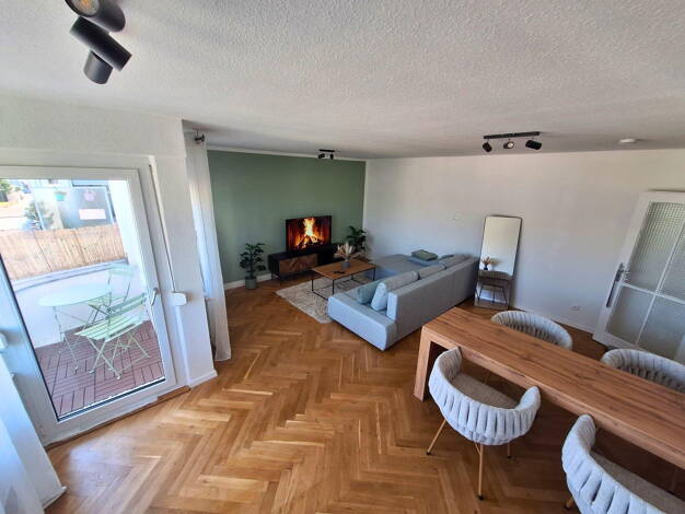 Wohnung zur Miete 1.300 € 2 Zimmer 54 m² Dachgeschoss, 2. Geschoss Berliner Str 26 Wahlbezirk 05 Bad Homburg 61348