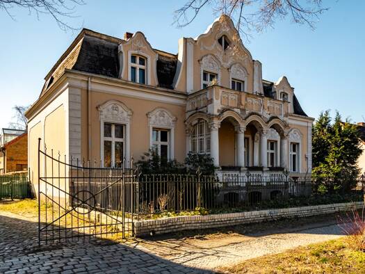 Mehrfamilienhaus zum Kauf als Kapitalanlage geeignet 1.090.000 € 10 Zimmer 415 m² 1.095 m² Grundstück Marienfelde Berlin 12277