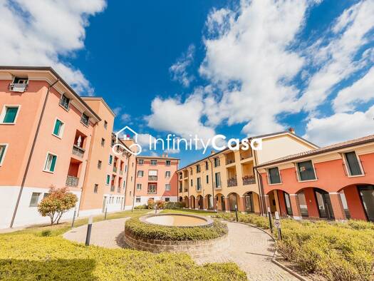 Wohnung zum Kauf 295.000 € 3 Zimmer 78 m² 3. Geschoss frei ab 12.09.2026 Cavaion Veronese