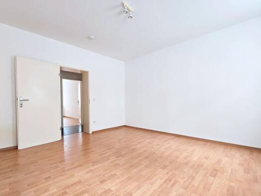Wohnung zur Miete 455 € 3 Zimmer 67,1 m² EG Köthen Köthen (Anhalt) 06366