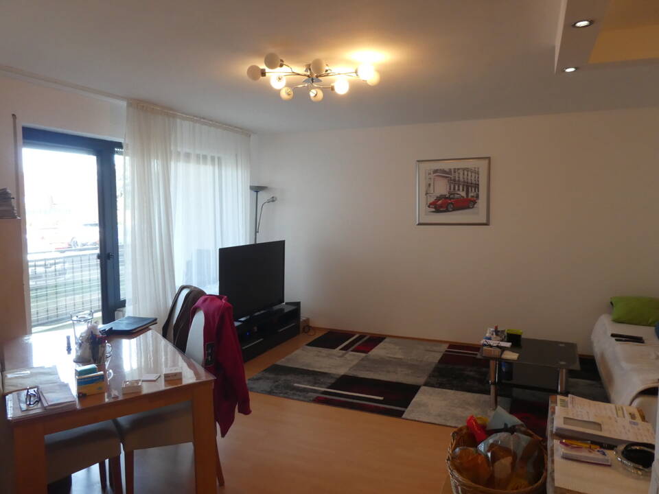 Immobilie in Saulheim - Einziehen und wohlfühlen: Hochparterrewohnung mit Balkon und Stellplatz! - Bild 1