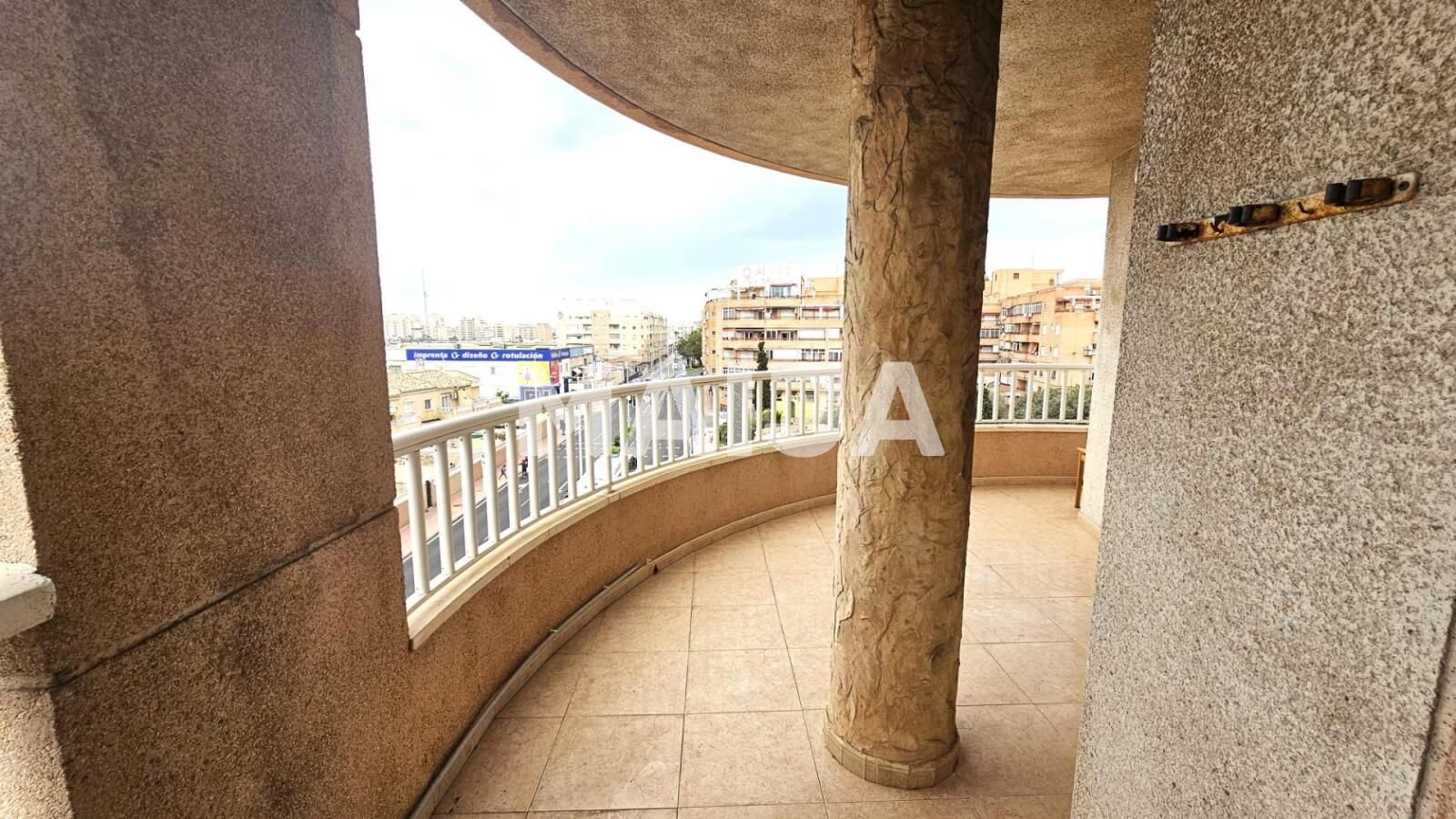 Apartment zum Kauf 136.000 € 3 Zimmer 75 m²<br/>Wohnfläche 3.<br/>Geschoss Calle Ronda Ricardo la Fuente Aguado 16 Torrevieja 03183