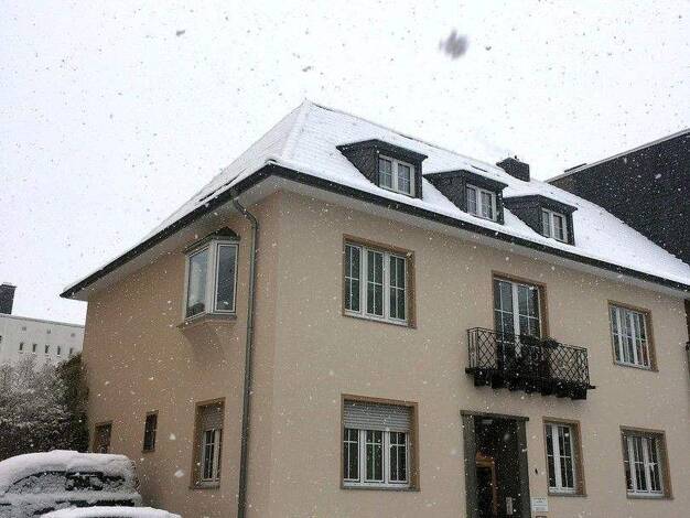 Villa zur Miete 2.300 € 5 Zimmer 200 m² 585 m² Grundstück frei ab 01.02.2026 Opladen Leverkusen 51379