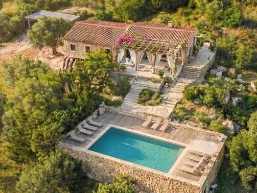 Haus zum Kauf 1.980.000 € 180 m² Cannigione 07021
