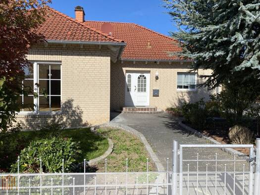 Bungalow zum Kauf 398.000 € 6 Zimmer 170 m² 584 m² Grundstück Günne Möhnesee 59519