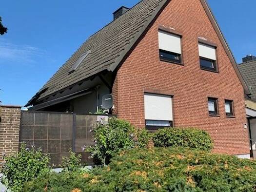 Einfamilienhaus zum Kauf 270.000 € 5 Zimmer 91,5 m² 619 m² Grundstück frei ab 01.11.2026 Gartenstadt Neumünster 24537